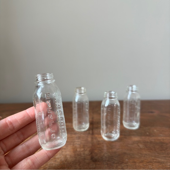 Vintage Glass Bottles Evenflow Baby Doll Accessories Glass Propagation Set of 4 - Picture 5 of 5